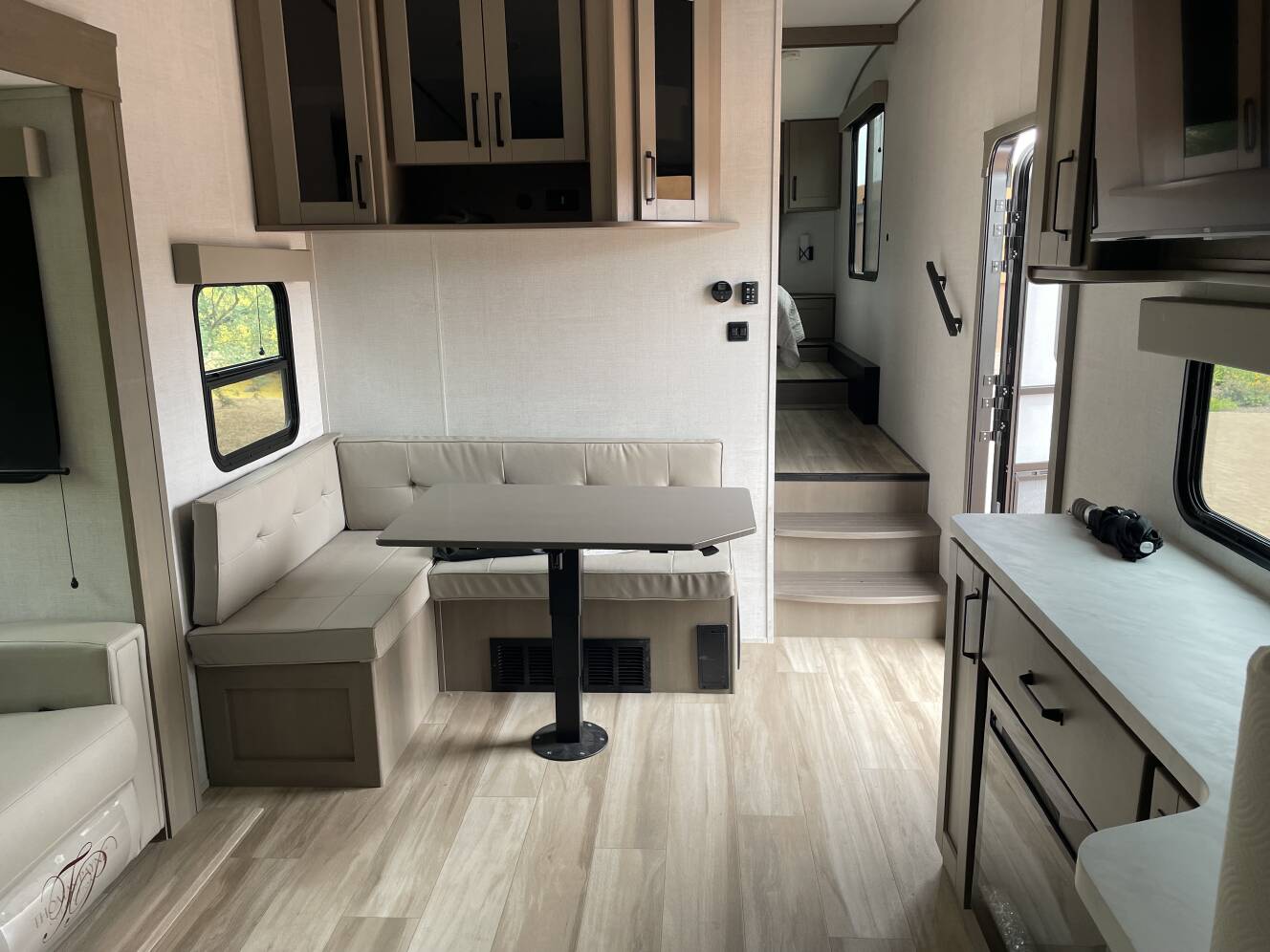 A photo of this 2025 Grand Design REFLECTION 150 SERIES 270BN