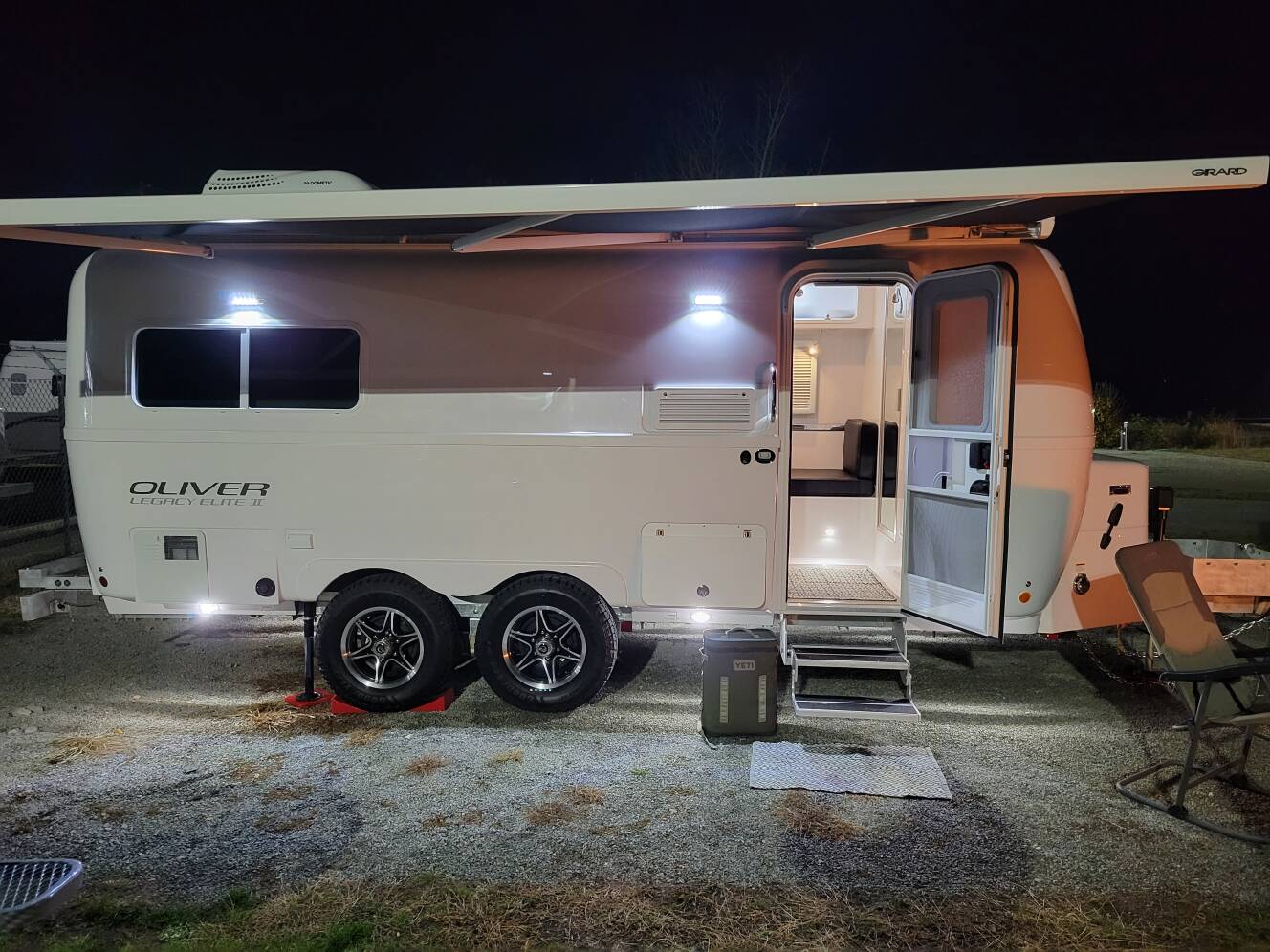 A photo of this 2023 Oliver LEGACY ELITE II TWIN BED
