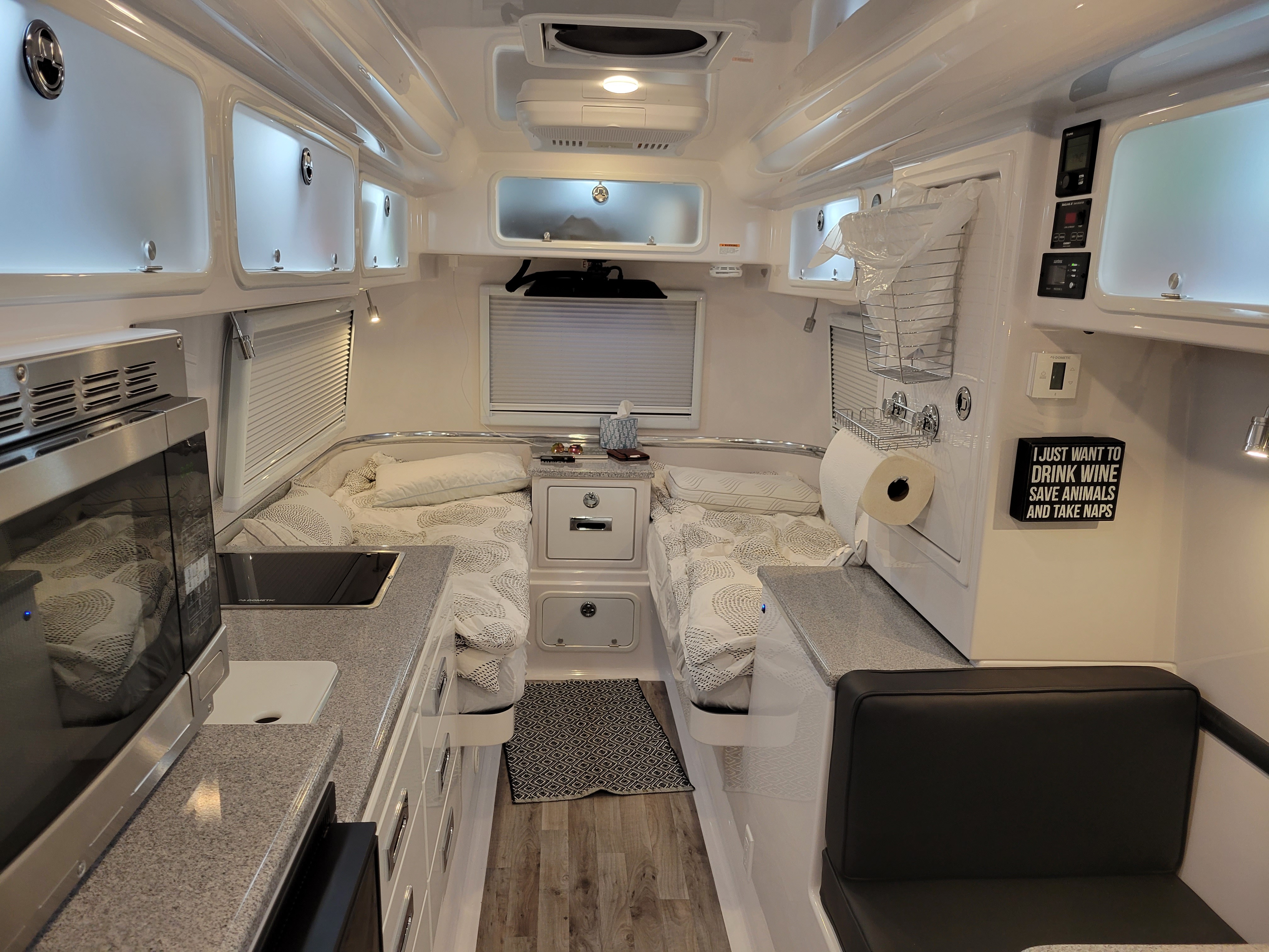 2023 Oliver LEGACY ELITE II TWIN BED in healdsburg CA