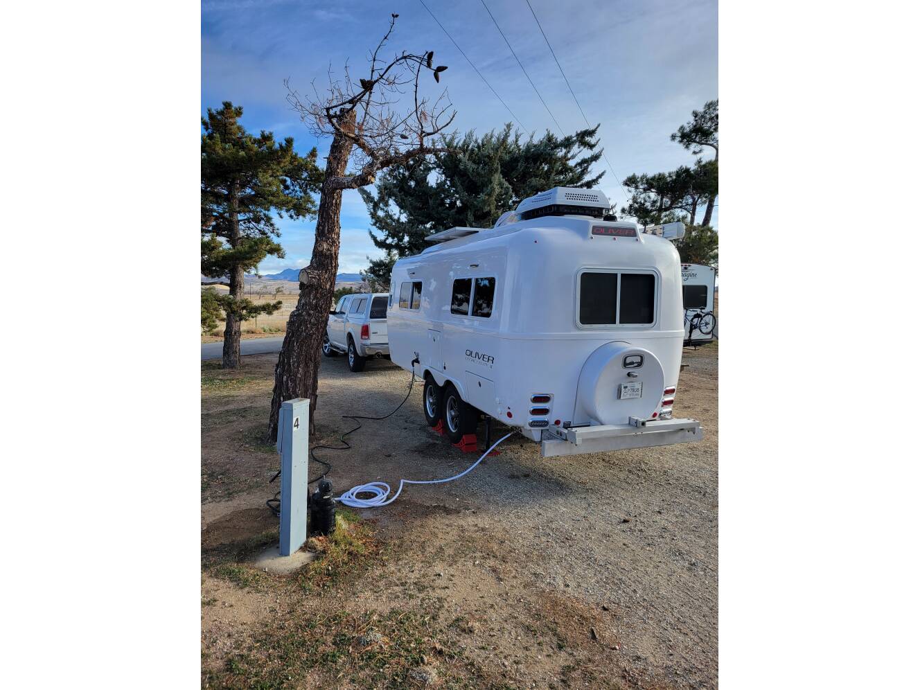 A photo of this 2023 Oliver LEGACY ELITE II TWIN BED