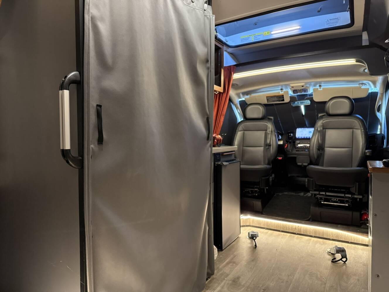A photo of this 2023 Winnebago ROAM 59RX