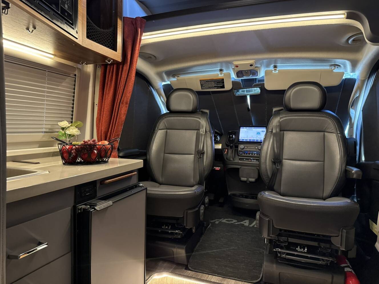 A photo of this 2023 Winnebago ROAM 59RX