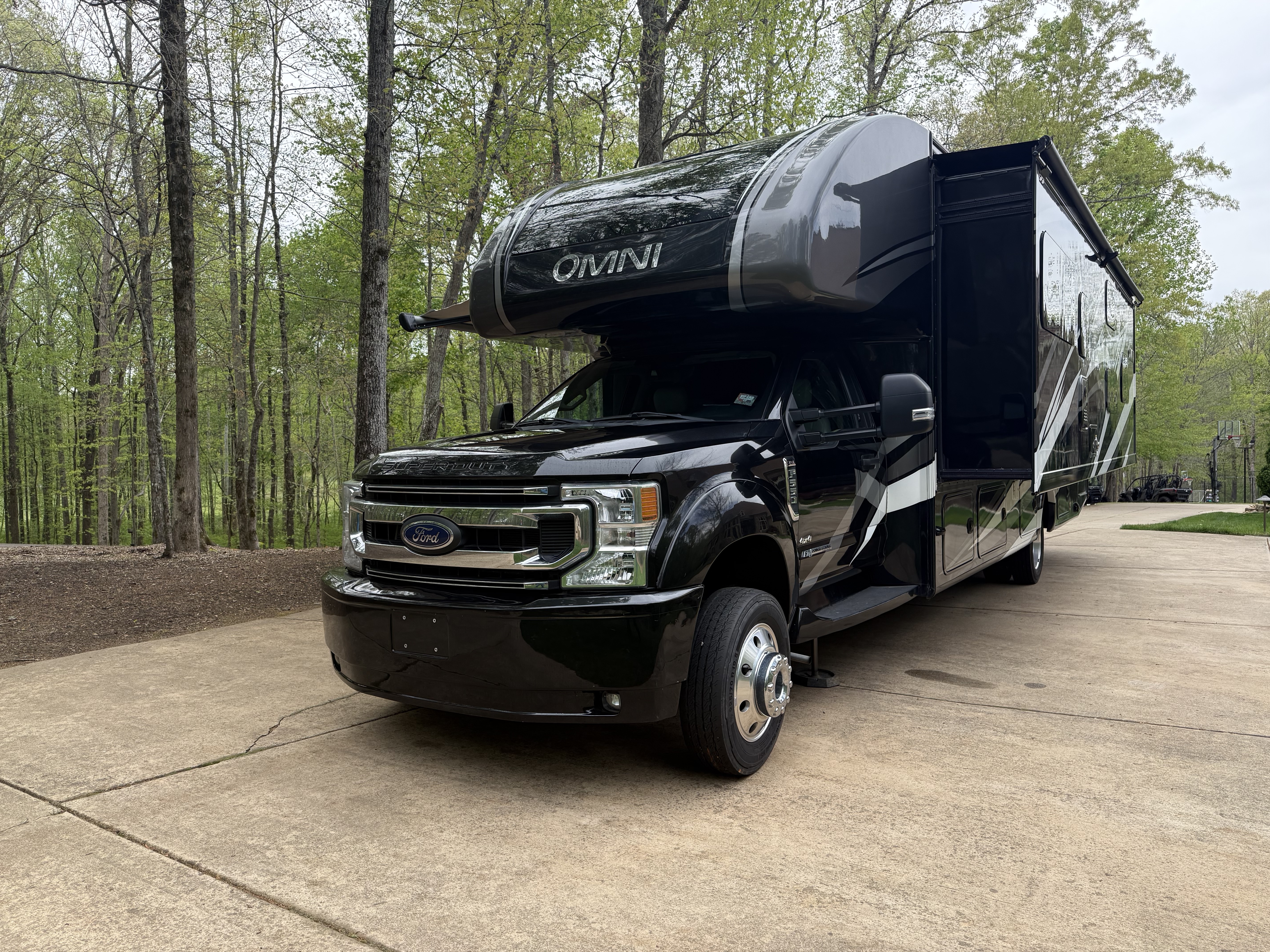 2022 Thor Motor Coach OMNI SUPER C RB34 in york SC