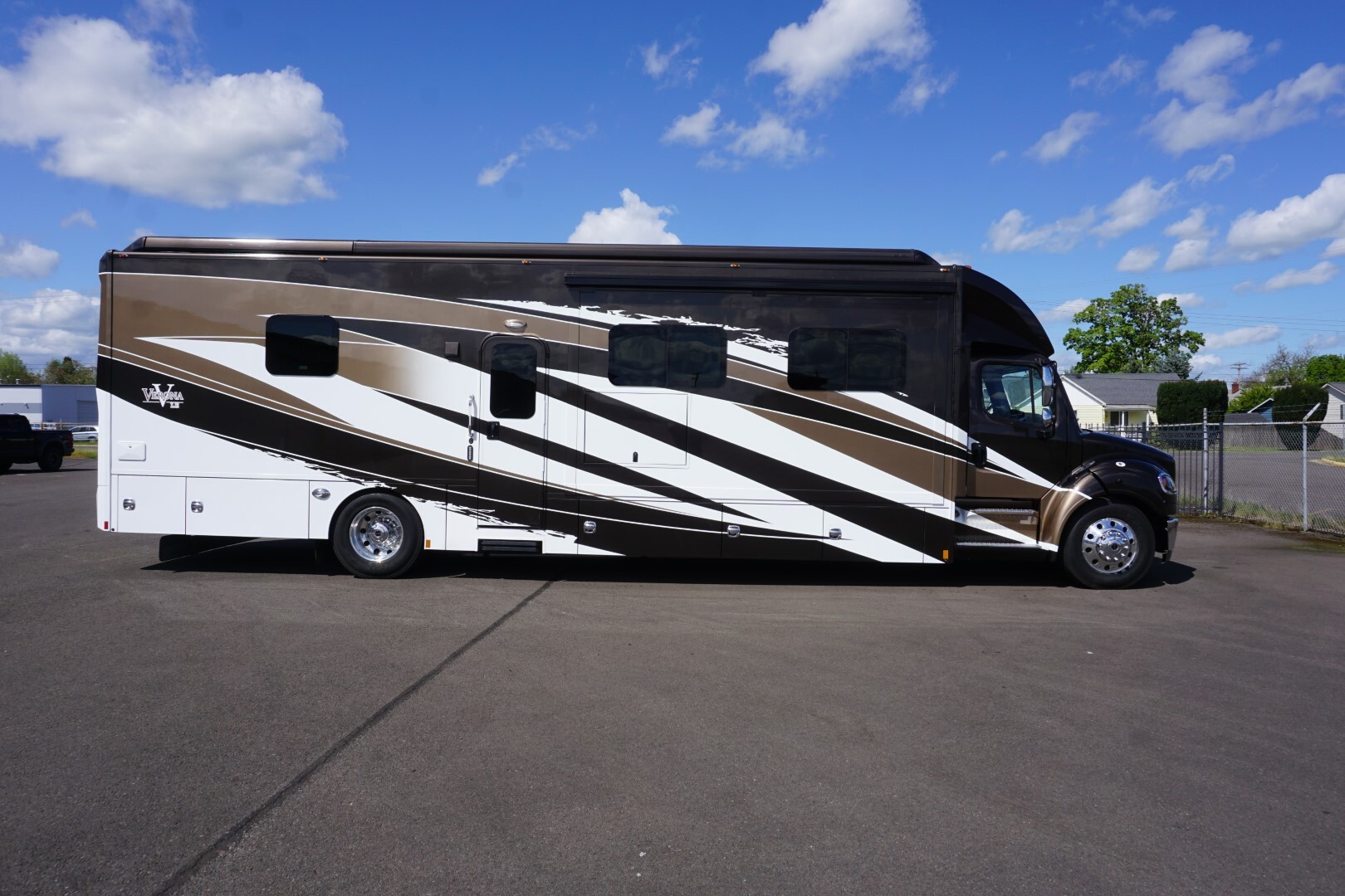 2022 Renegade VERONA LE 40LRB in junction city OR