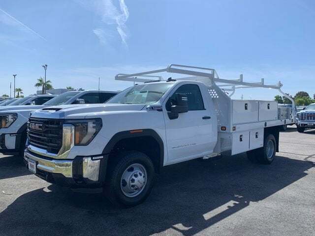 2026 GMC Sierra 3500 HD Chassis Cab in Paso Robles, CA