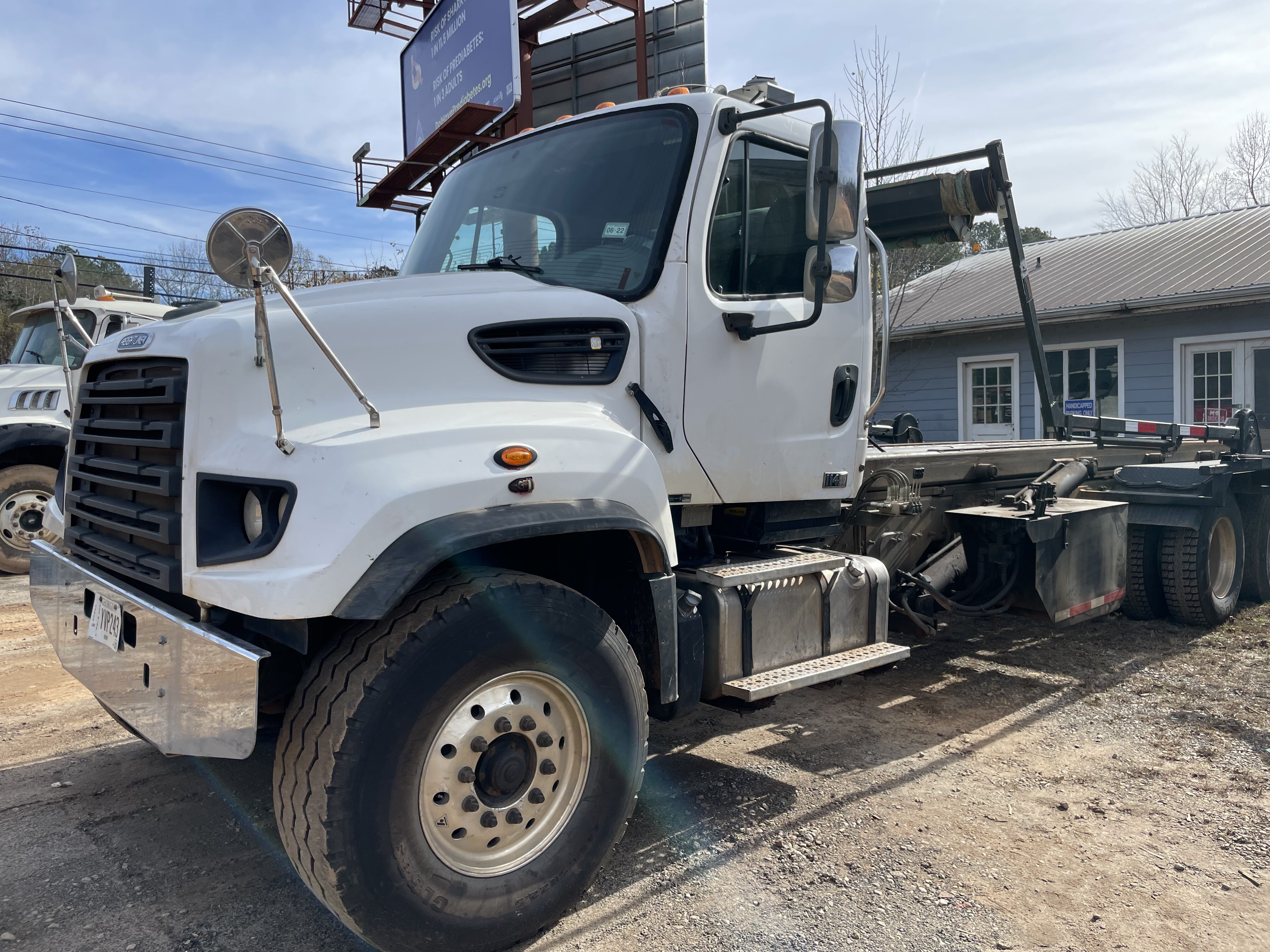 2013 FREIGHTLINER 114 Sd in Stockbridge, GA