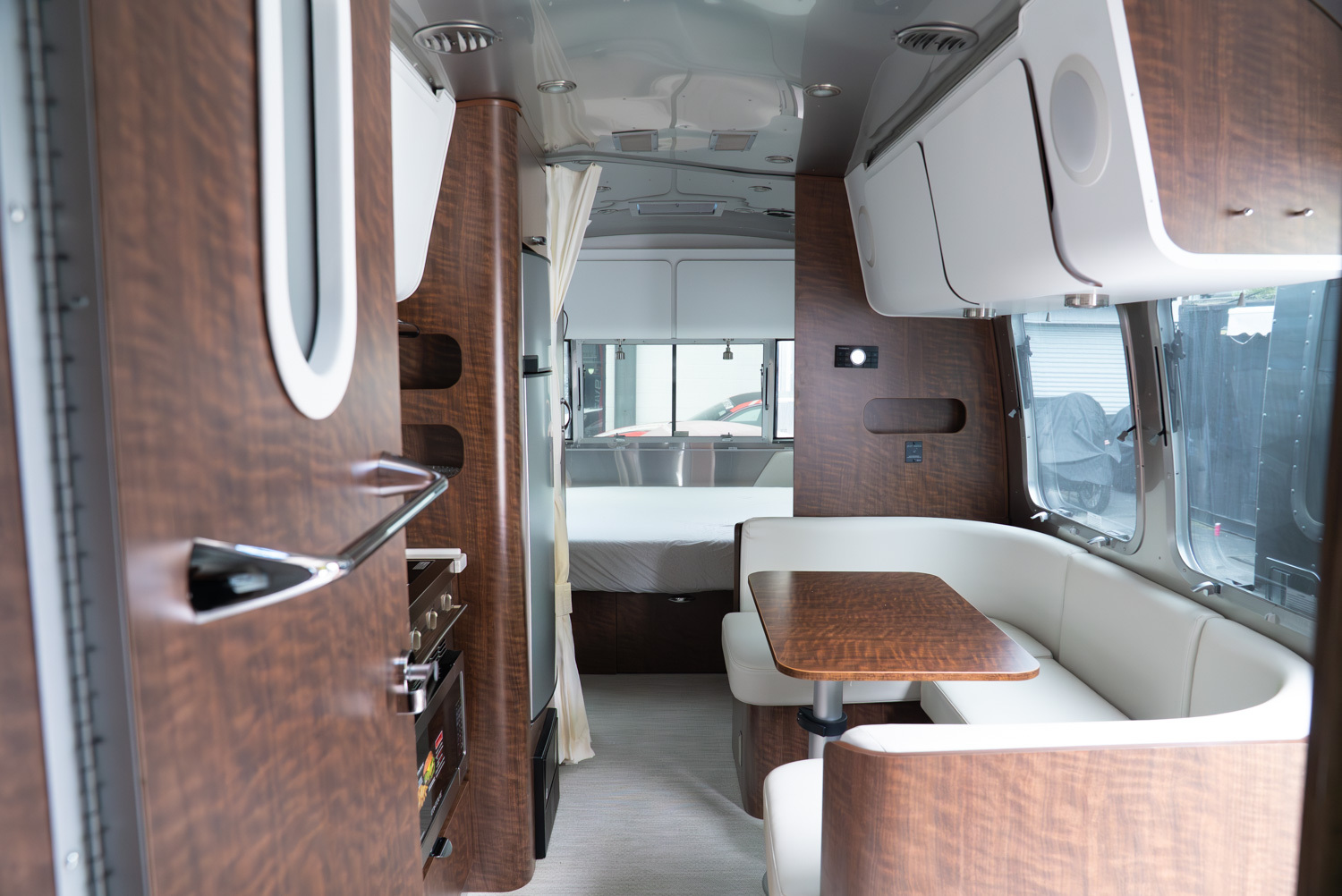 2020 Airstream GLOBETROTTER 23FB in costa mesa CA