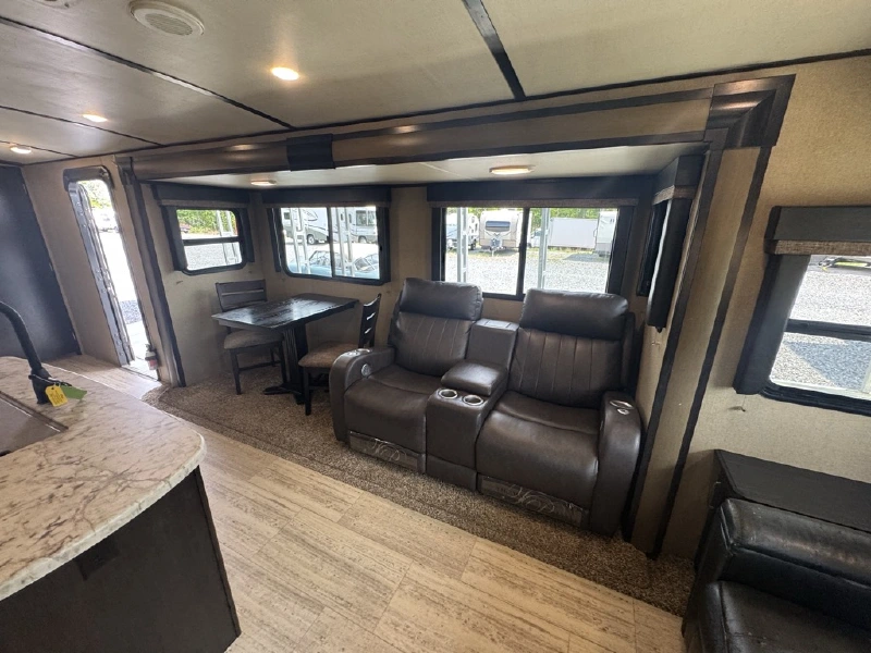 2018 GRAND DESIGN IMAGINE 2950RL
