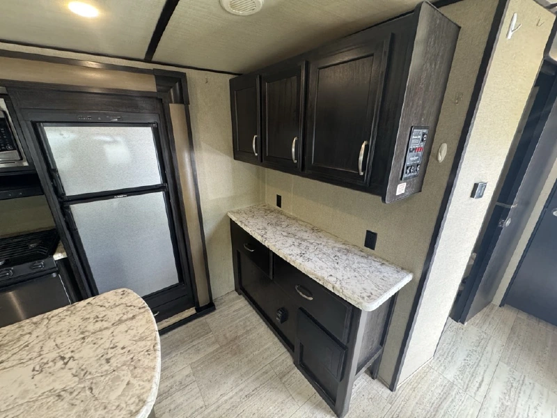 2018 GRAND DESIGN IMAGINE 2950RL