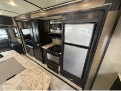 2018 GRAND DESIGN IMAGINE 2950RL