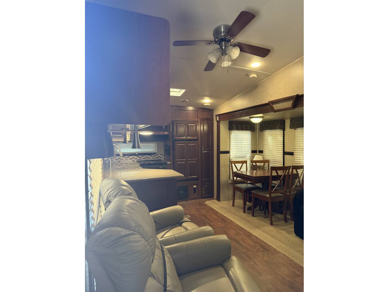 A photo of this 2015 Forest River ROCKWOOD SIGNATURE ULTRA LITE 8280WS