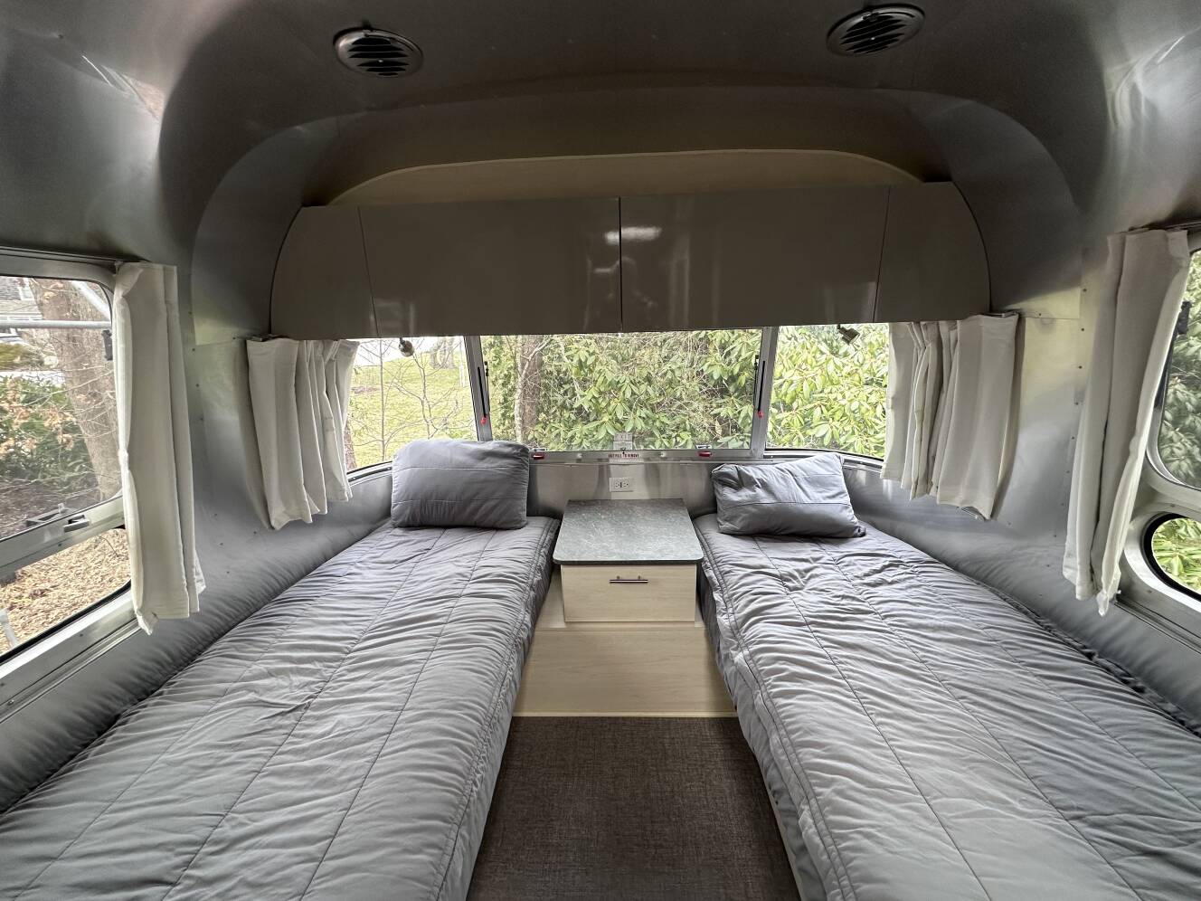 A photo of this 2021 Airstream FLYING CLOUD 28RB TWIN