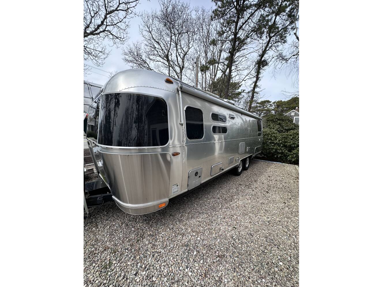 A photo of this 2021 Airstream FLYING CLOUD 28RB TWIN