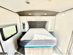 2019 Keystone Bullet PREMIERE ULTRA LITE 19FBPR