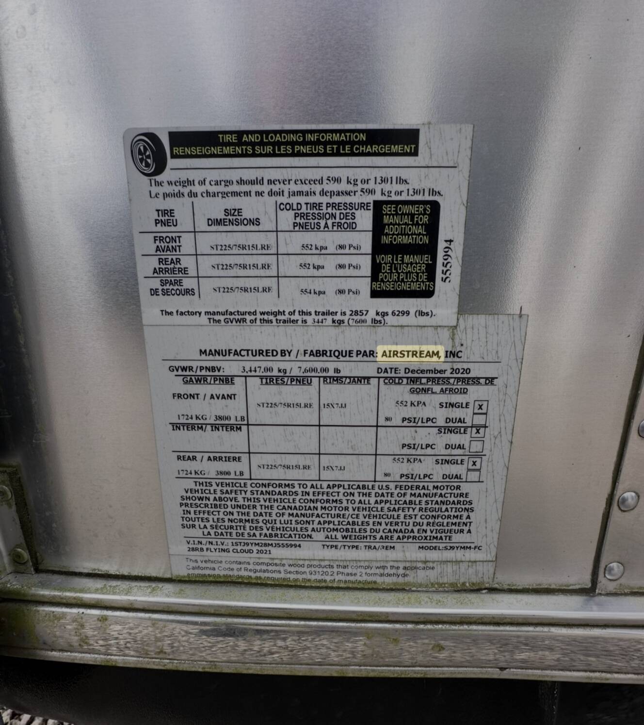 A photo of this 2021 Airstream FLYING CLOUD 28RB TWIN