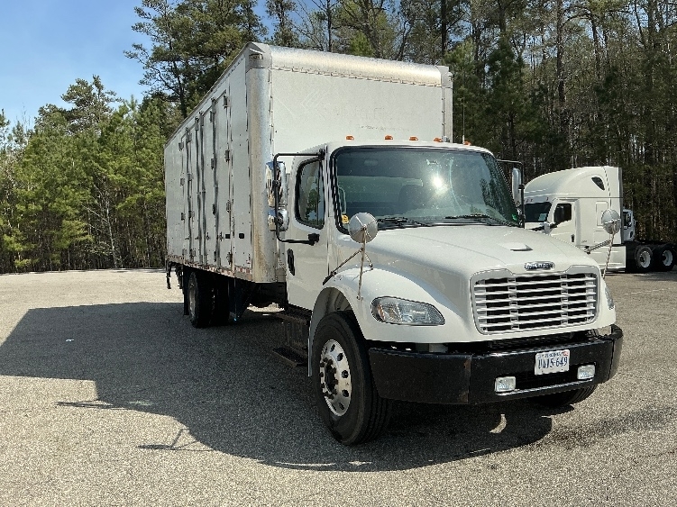 2019 FREIGHTLINER BUSINESS CLASS M2 106 in Harrisonburg, VA