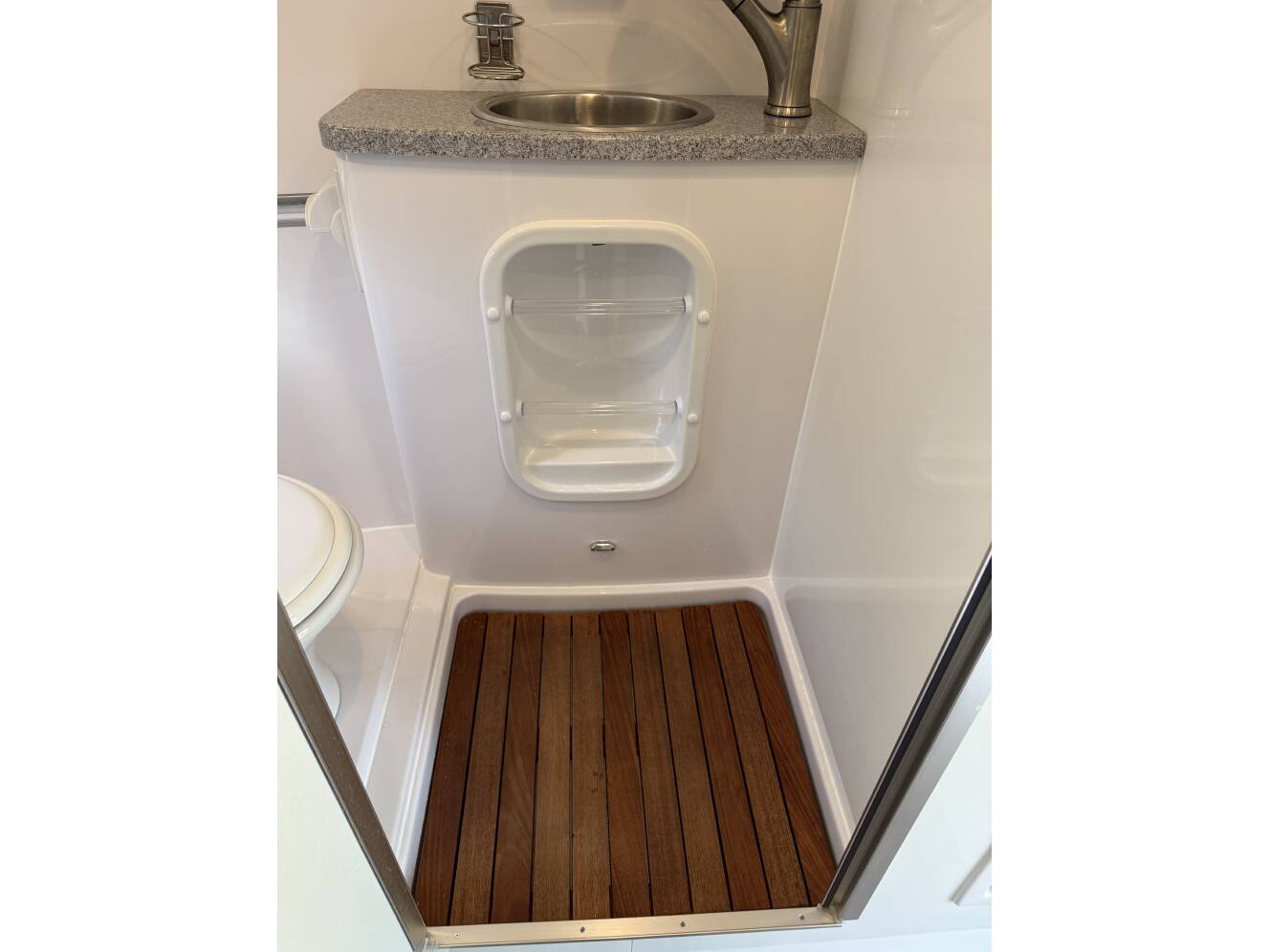 A photo of this 2023 Oliver LEGACY ELITE II TWIN BED
