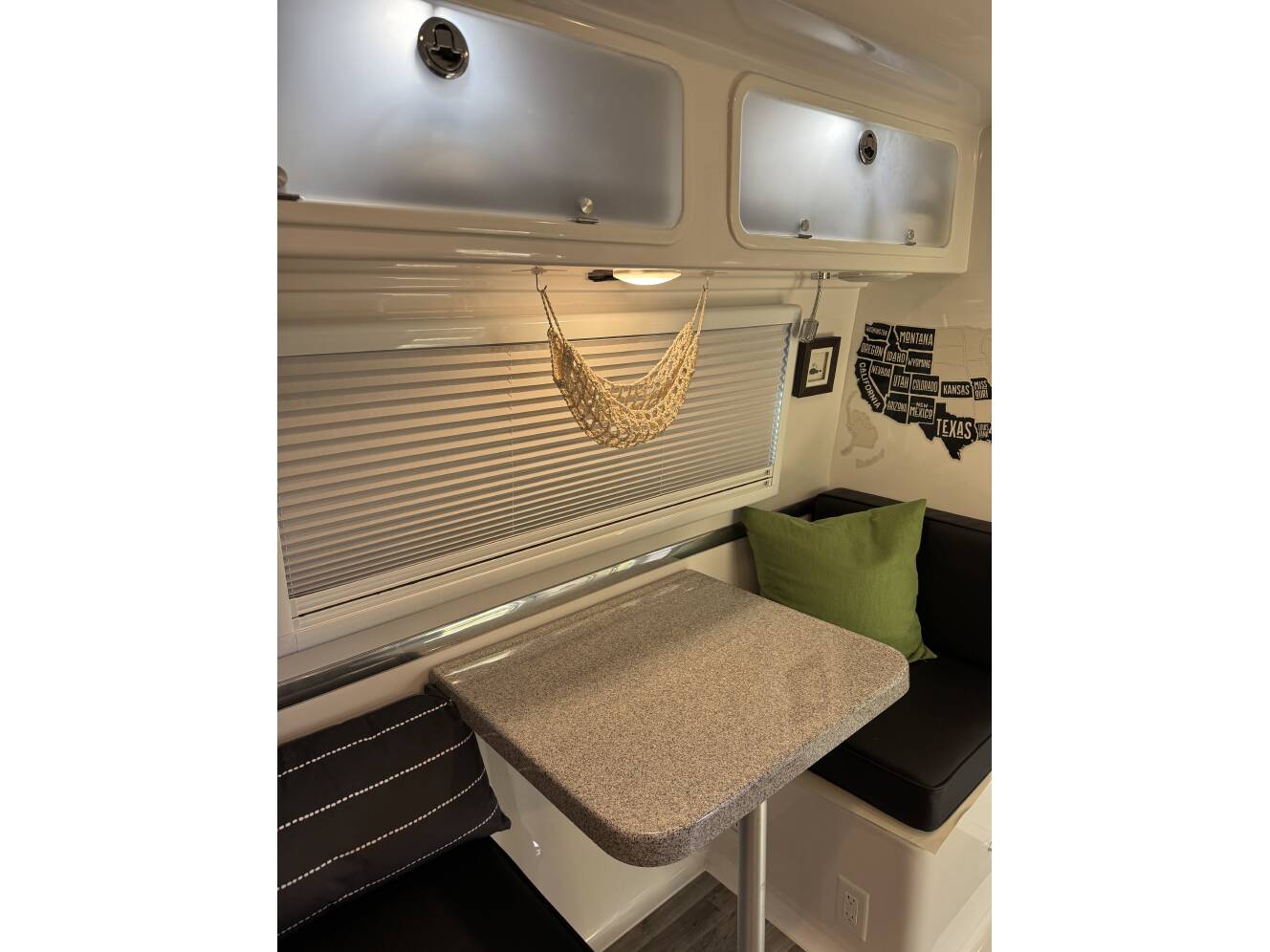 A photo of this 2023 Oliver LEGACY ELITE II TWIN BED