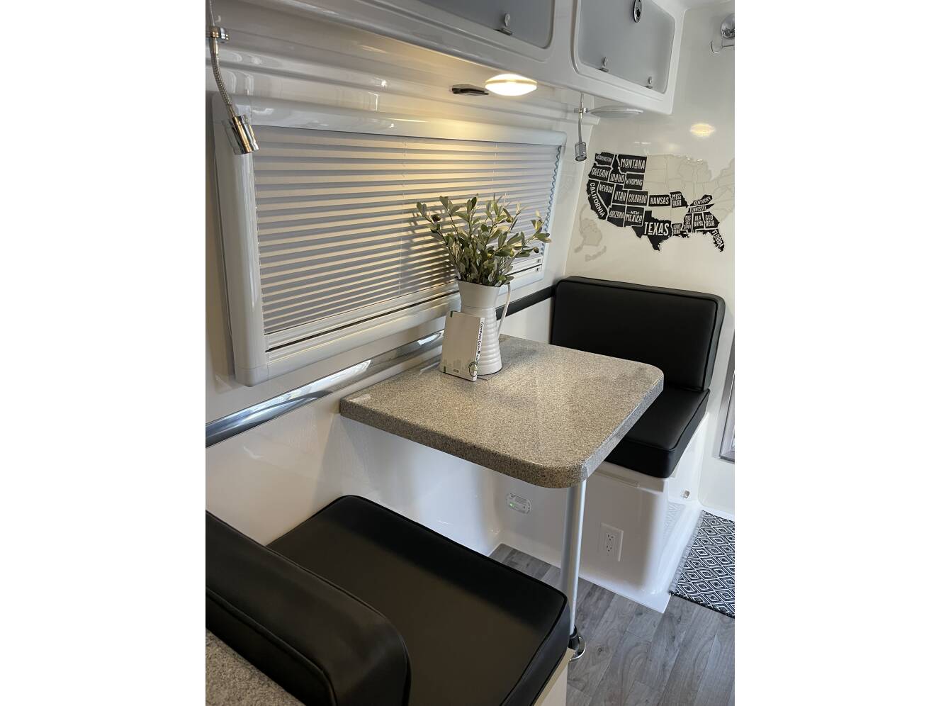 A photo of this 2023 Oliver LEGACY ELITE II TWIN BED