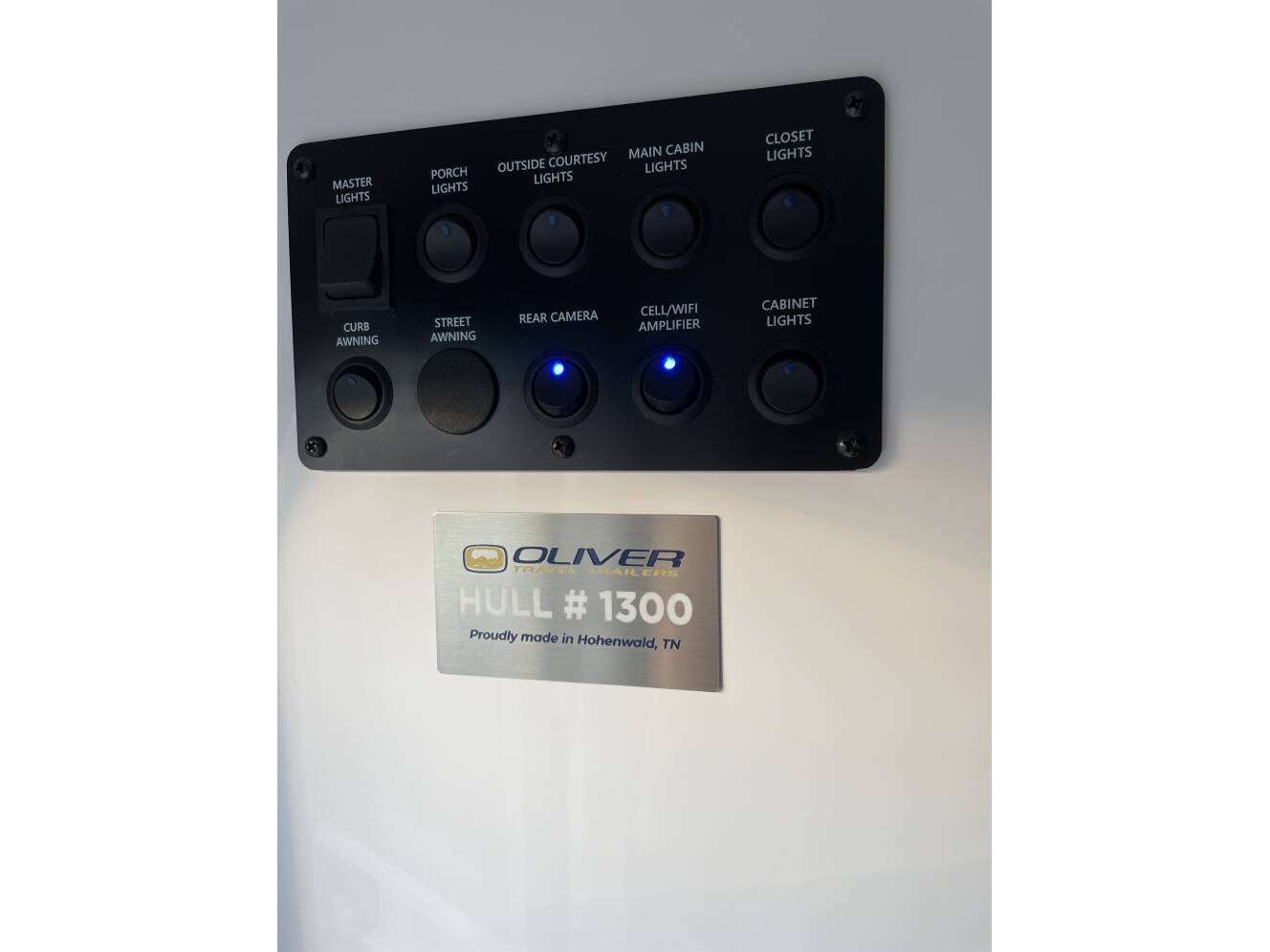 A photo of this 2023 Oliver LEGACY ELITE II TWIN BED