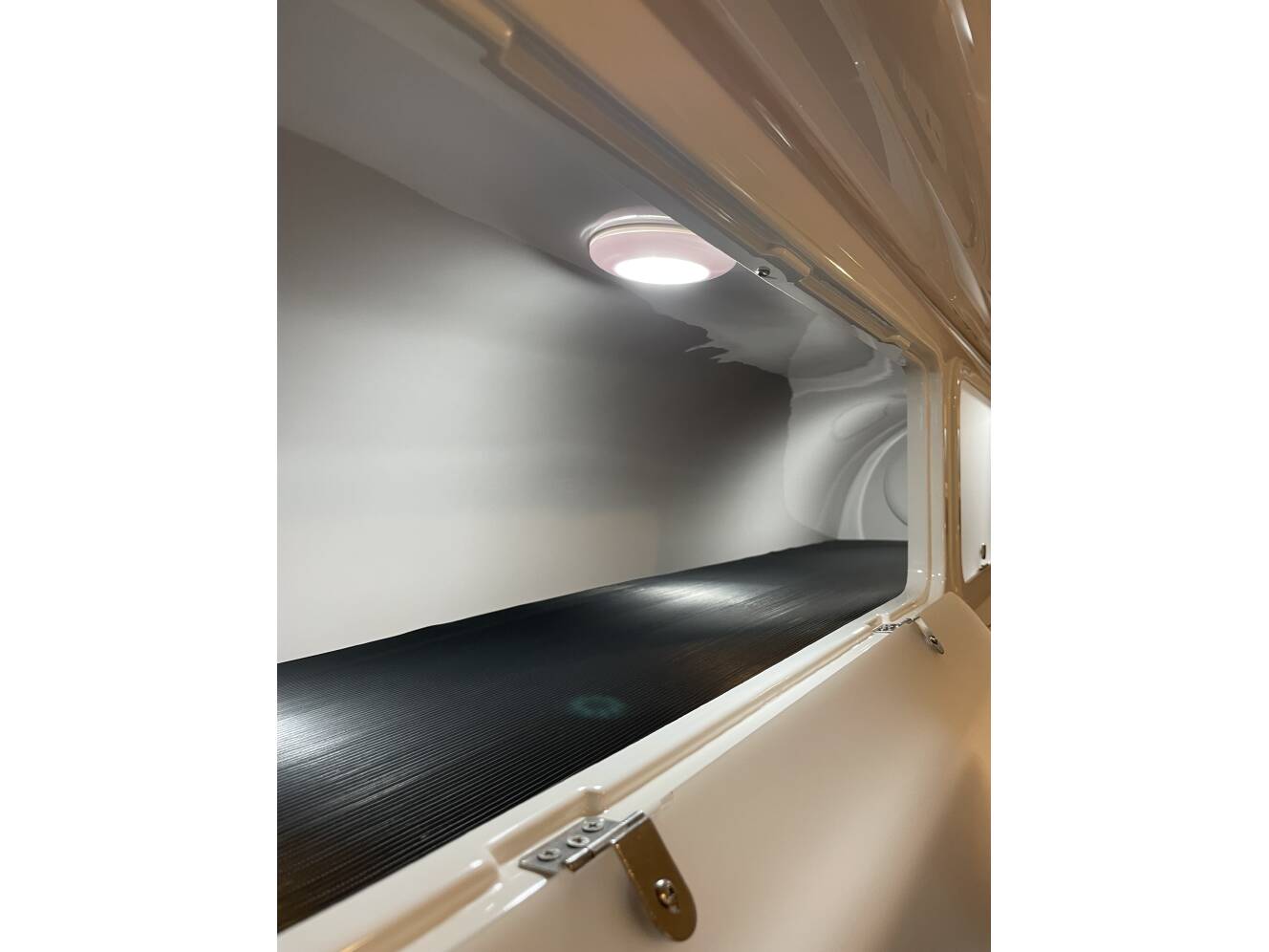 A photo of this 2023 Oliver LEGACY ELITE II TWIN BED