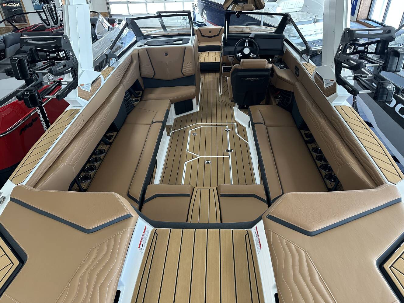 A photo of this 2026 Nautique Super Air Nautique G25