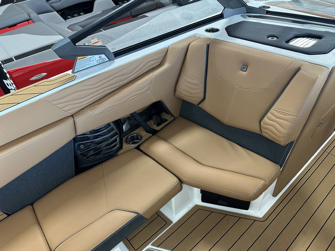 A photo of this 2026 Nautique Super Air Nautique G25