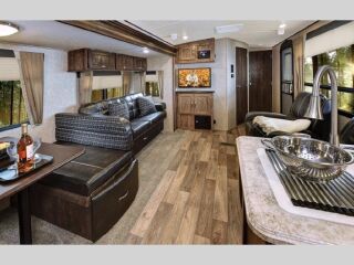 2017 FOREST RIVER VIBE 268RKS