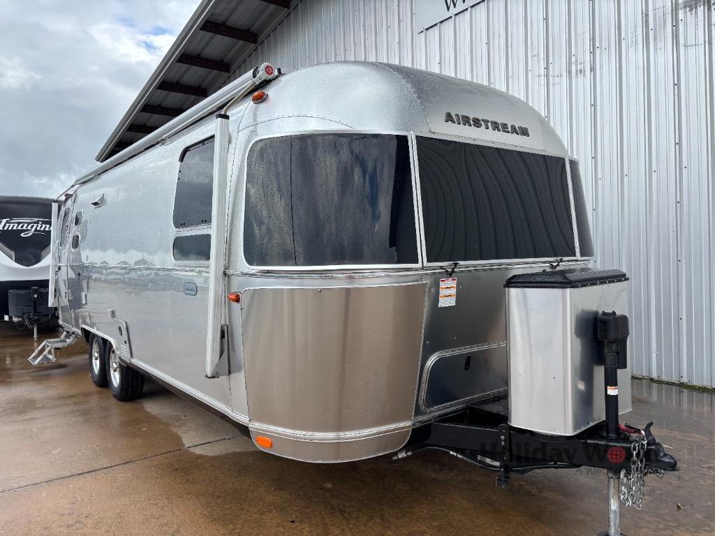 2022 Airstream Globetrotter 27FB in katy TX