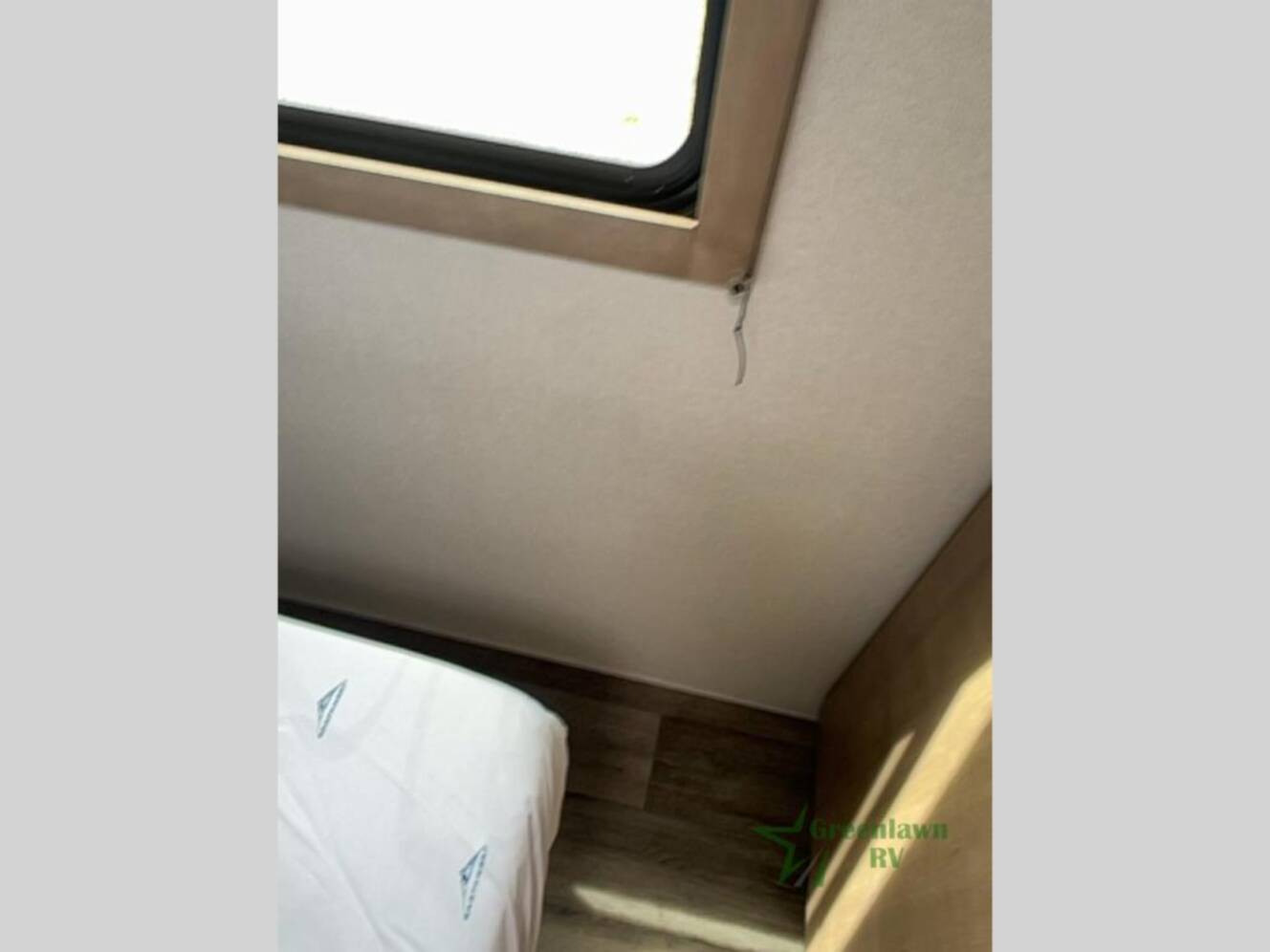 A photo of this 2026 East To West Longitude 319BH