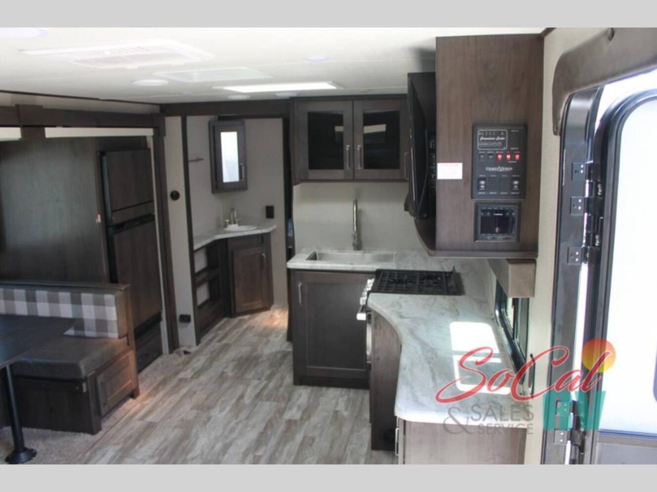 A photo of this 2022 Grand Design Transcend Xplor 265BH