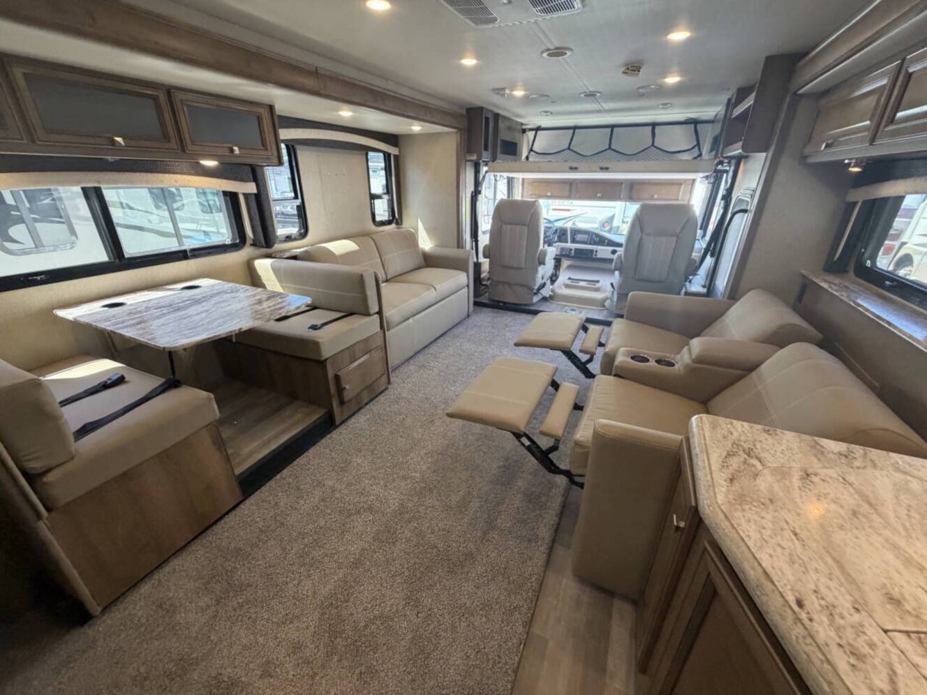 A photo of this 2020 Fleetwood FLAIR 35R