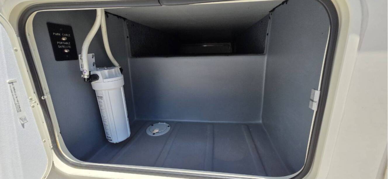 A photo of this 2020 Fleetwood FLAIR 35R