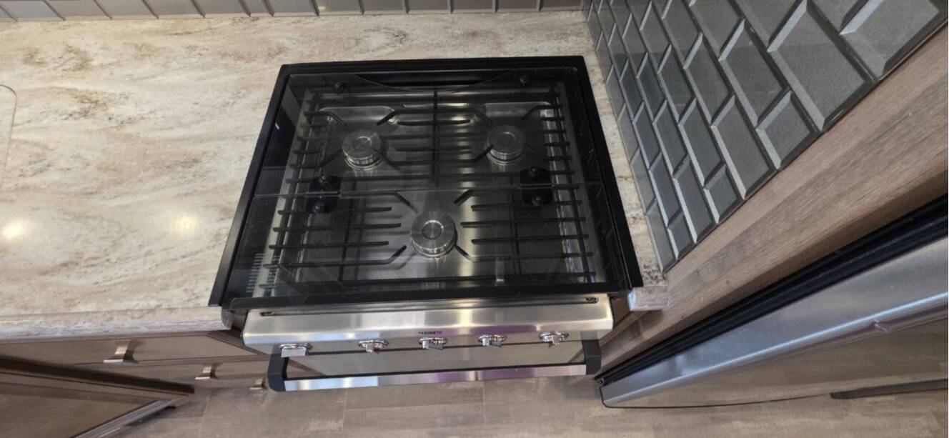 A photo of this 2020 Fleetwood FLAIR 35R