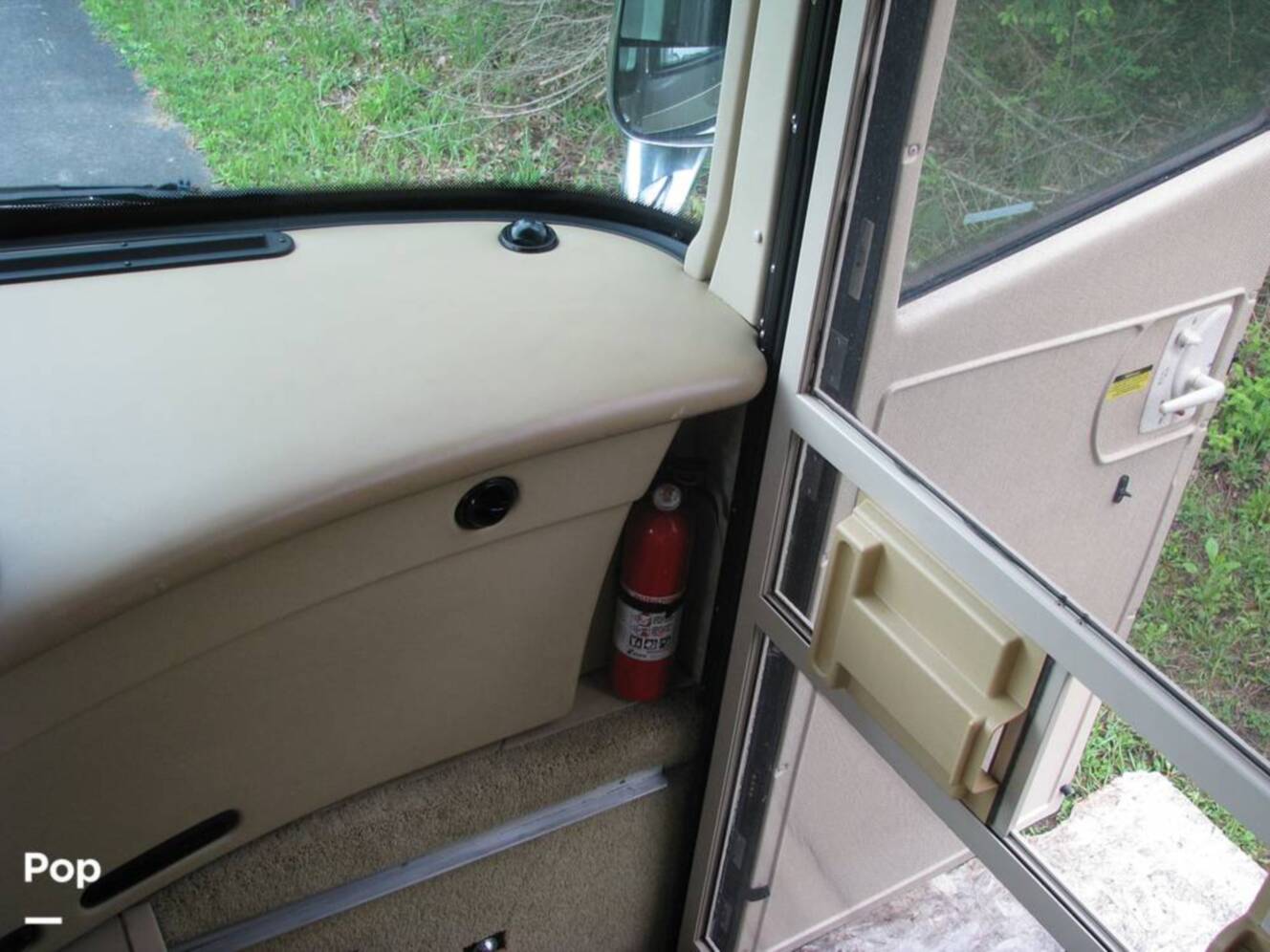 A photo of this 2008 Country Coach Inspire Founders Edition