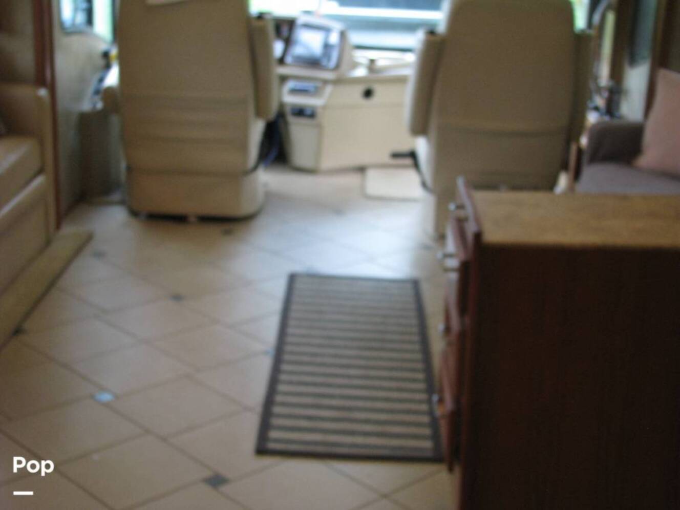 A photo of this 2008 Country Coach Inspire Founders Edition