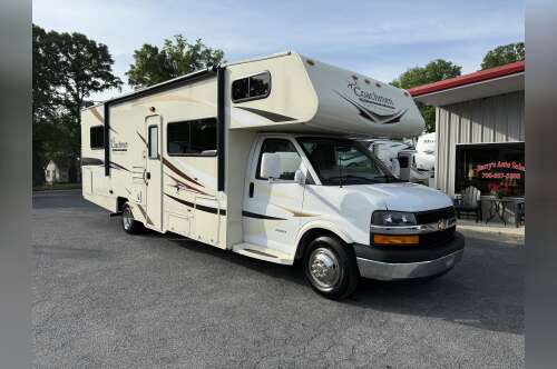 2014 Coachmen FREELANDER 28QB in summerville GA
