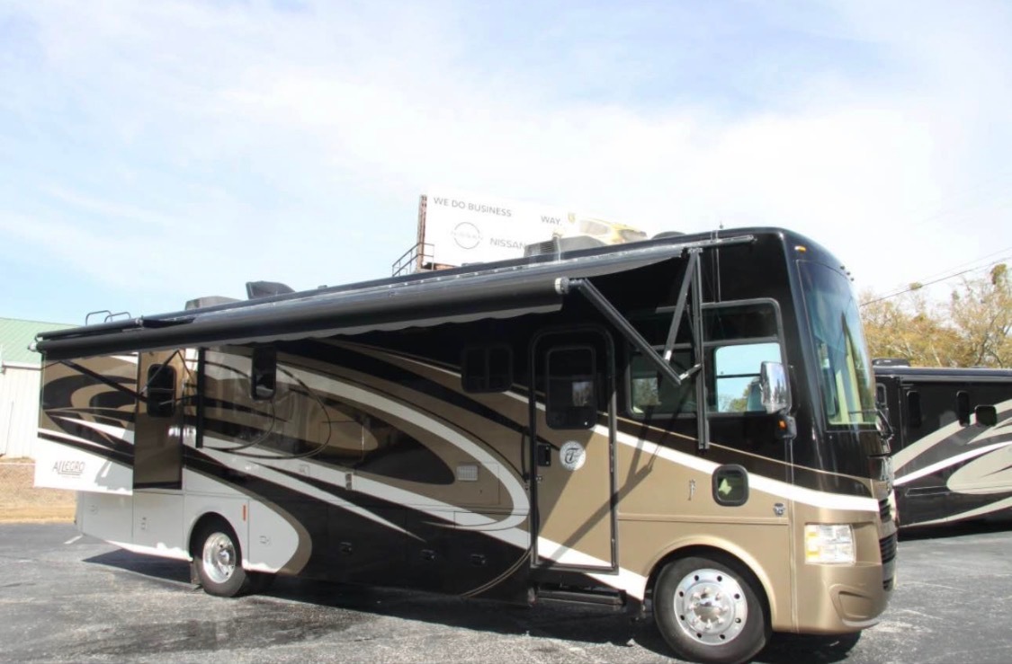 2016 Tiffin Motorhomes ALLEGRO OPEN ROAD 32 SA in newnan GA