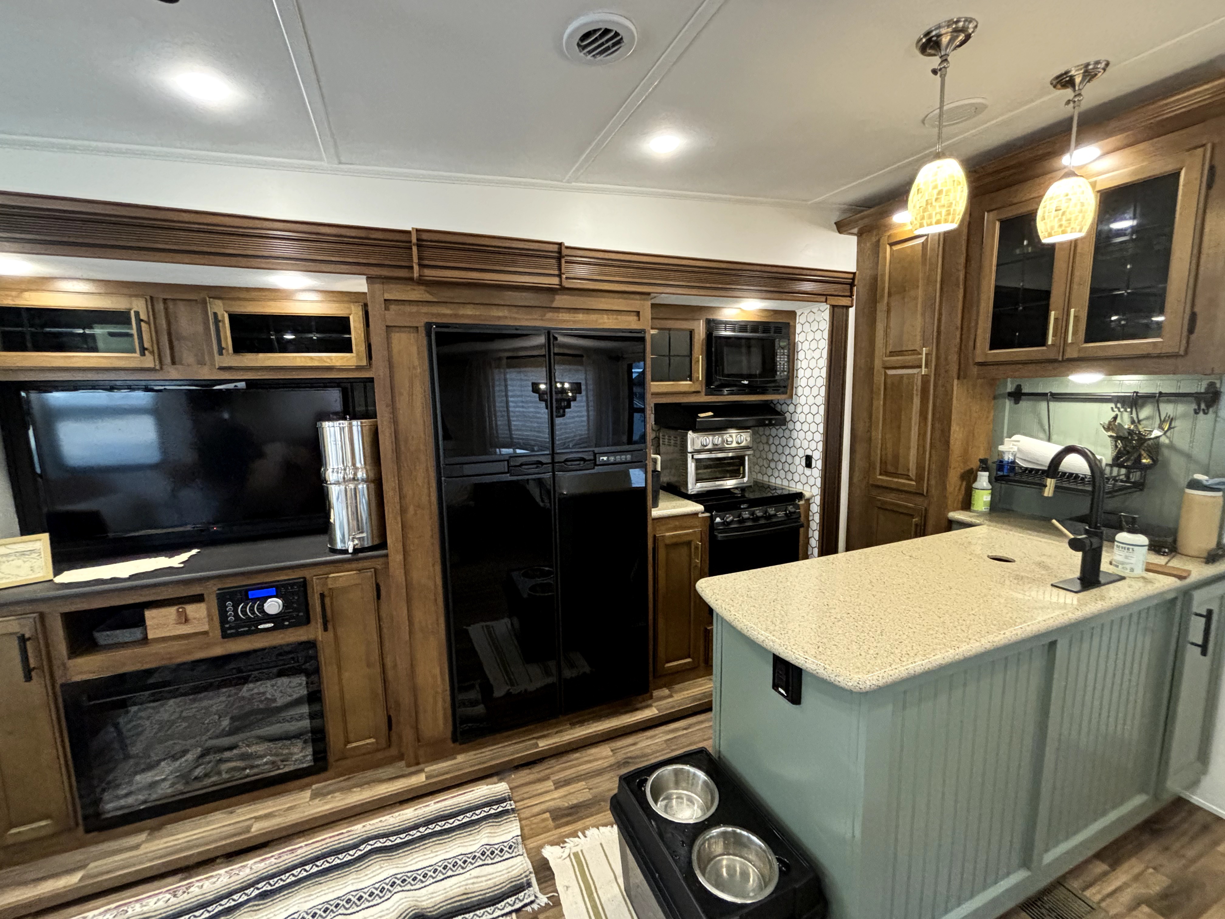2017 Coachmen CHAPARRAL 390QSMB RV