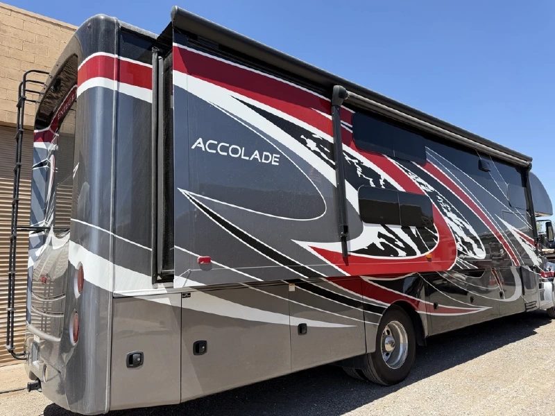 2020 ENTEGRA COACH ACCOLADE 37L