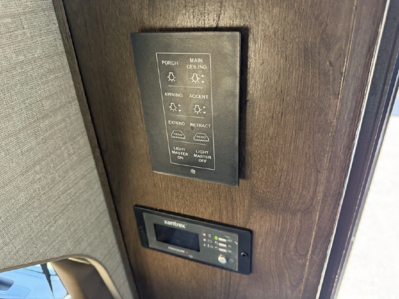 2020 ENTEGRA COACH ACCOLADE 37L
