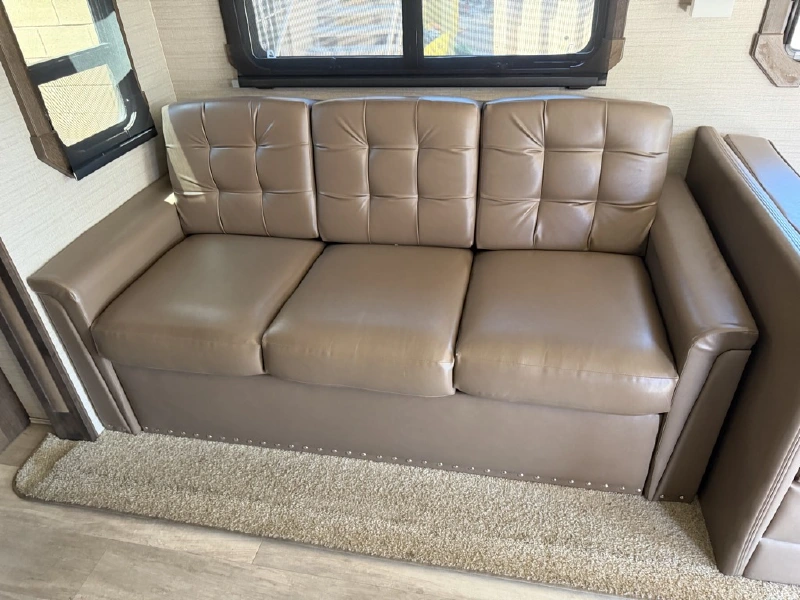 2020 ENTEGRA COACH ACCOLADE 37L