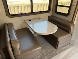 2020 ENTEGRA COACH ACCOLADE 37L