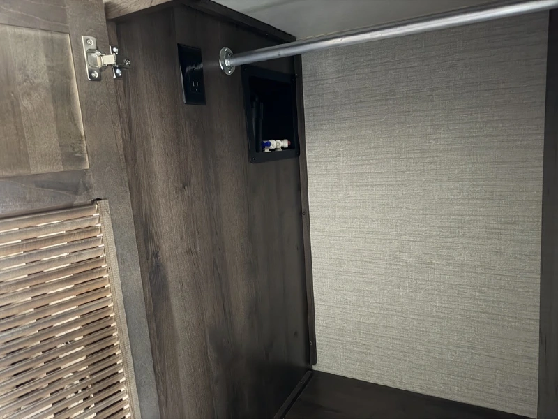 2020 ENTEGRA COACH ACCOLADE 37L