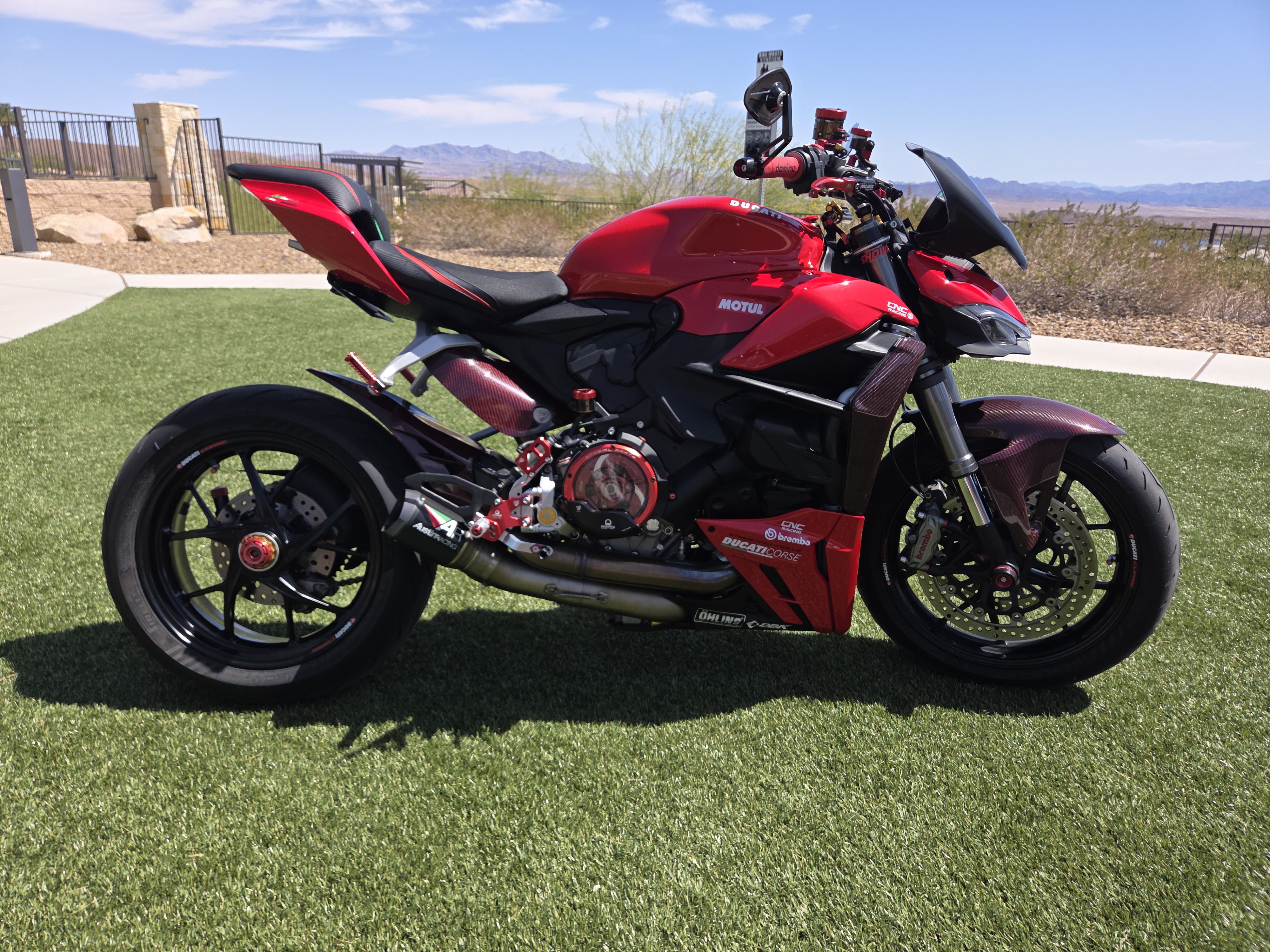 2023 Ducati STREETFIGHTER V2 V2 in Henderson, NV