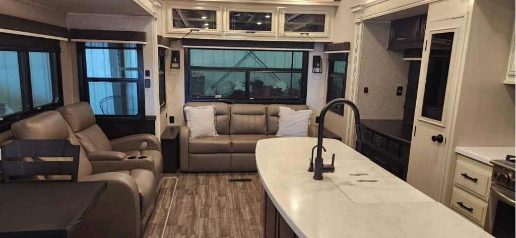 2023 Jayco PINNACLE 36SSWS RV