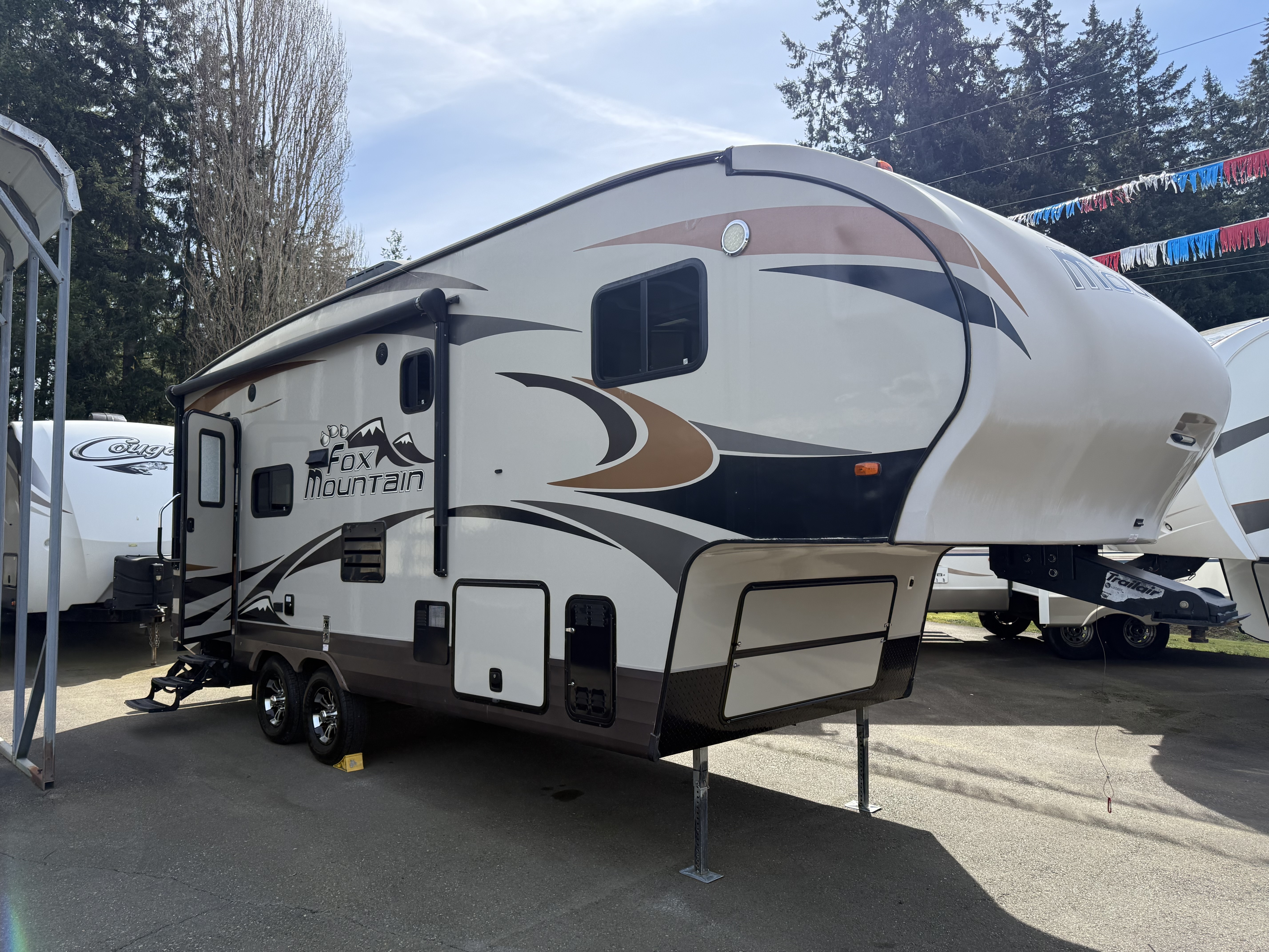 2017 Northwood Mfg FOX MOUNTAIN 235RLS RV