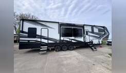 2022 Grand Design MOMENTUM 397TH RV