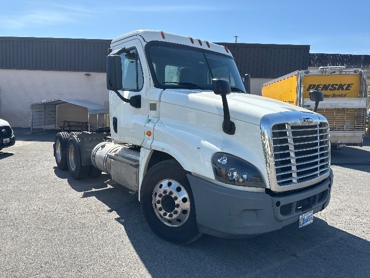 2019 FREIGHTLINER CASCADIA 125 in Capitol Heights, MD