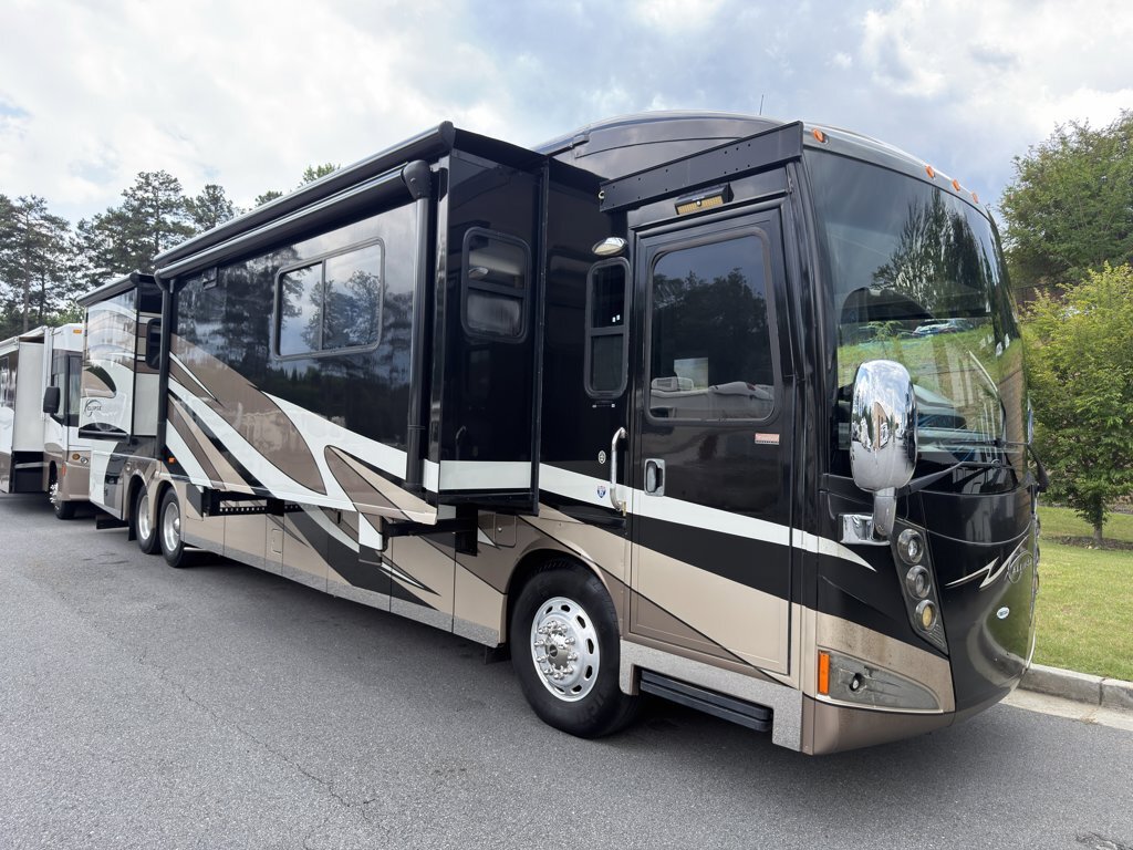 2012 Itasca Ellipse 42QD in acworth GA